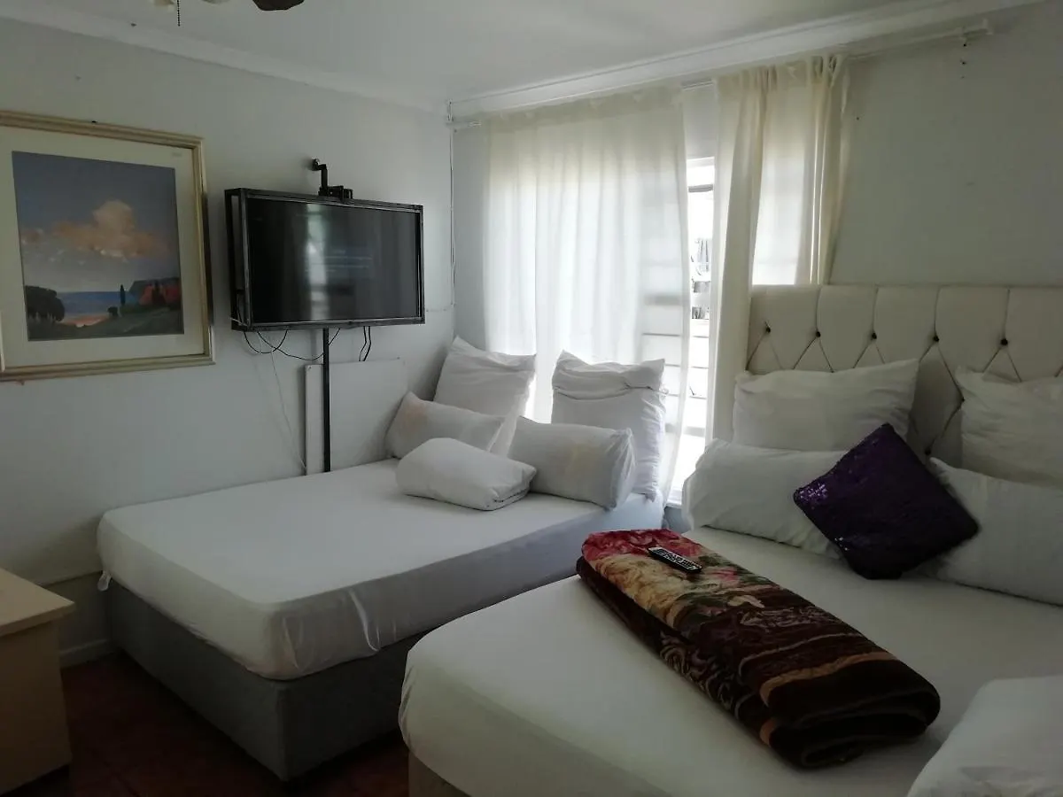 Bed & Breakfast Inam Guest House Kuils River South Africa