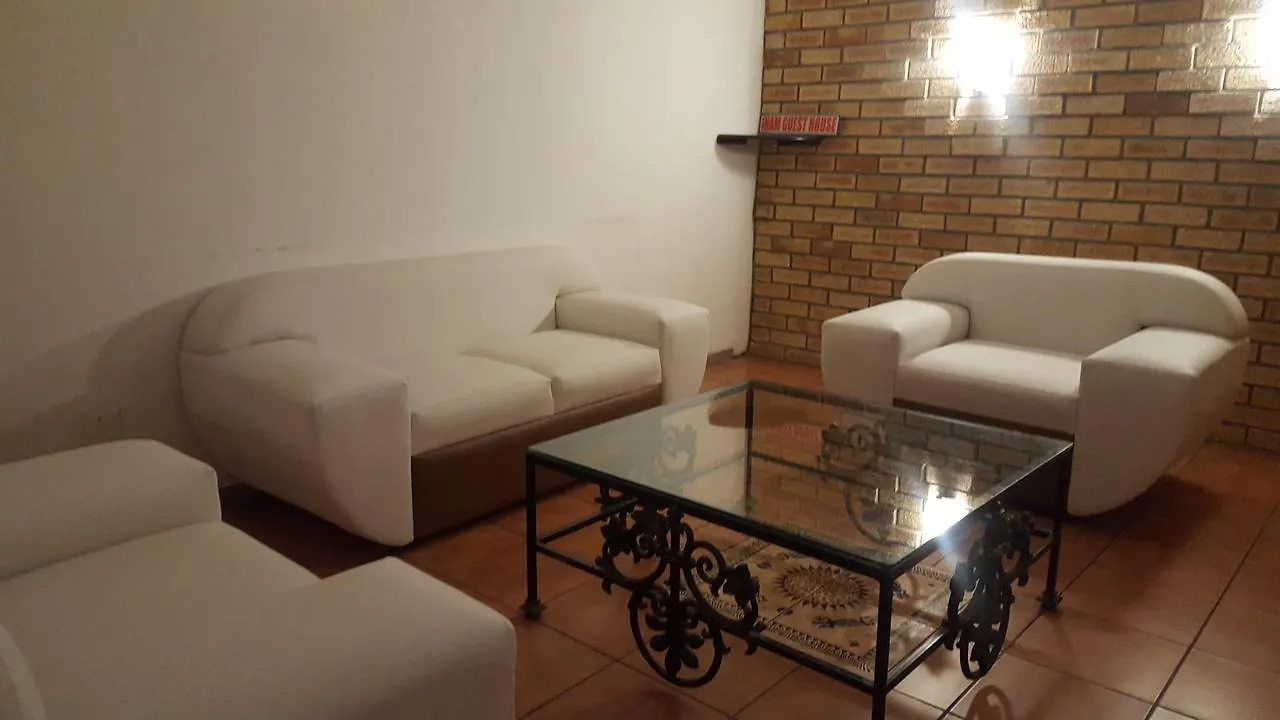 Bed & Breakfast Inam Guest House Kuils River